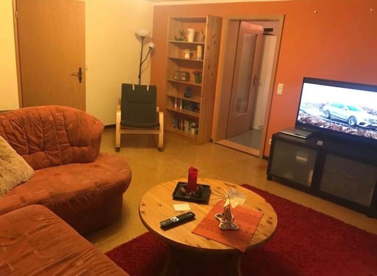 Gemuetliche 3 Raum Wohnung Im Dachgeschoss Ehrenfriedersdorf Exteriér fotografie